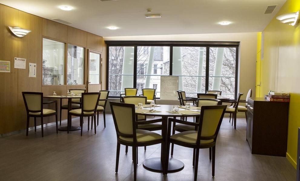 👍 CAJ Thérapeutique Espace JeanneGarnier Paris