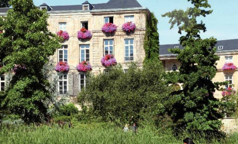 Ehpad Les 4 Saisons Le Plessis Robinson