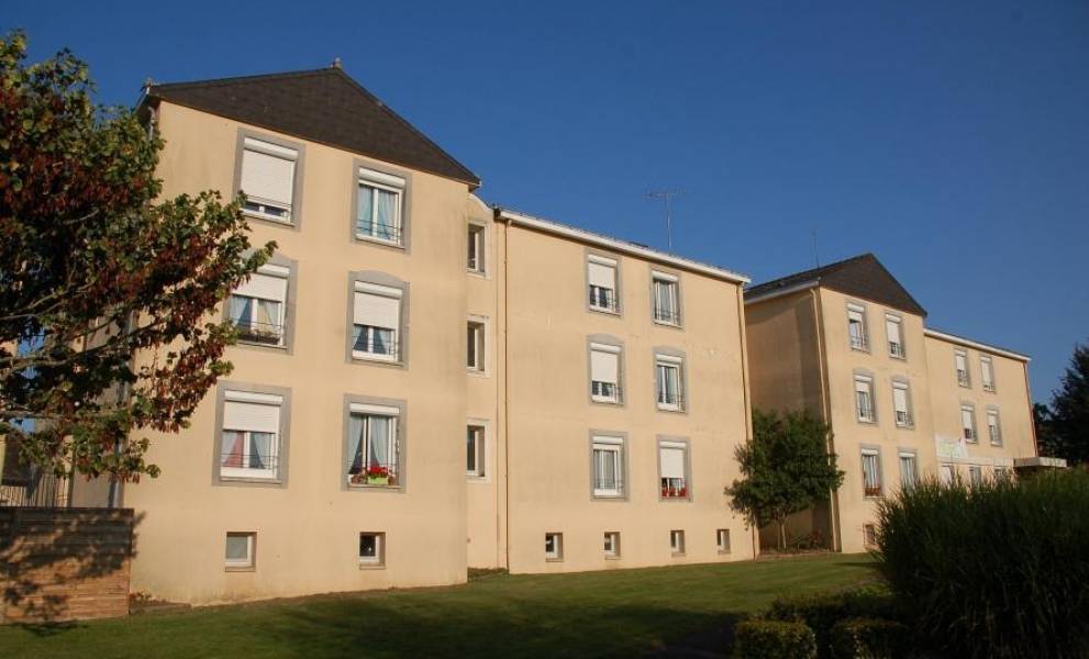 👍 EHPAD Ambroise Paré CosséleVivien Mazette