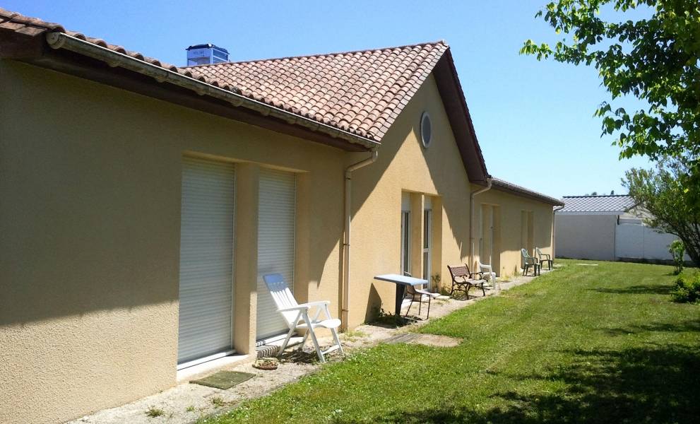 Maison De Retraite La Boetie Le Taillan-médoc Photos