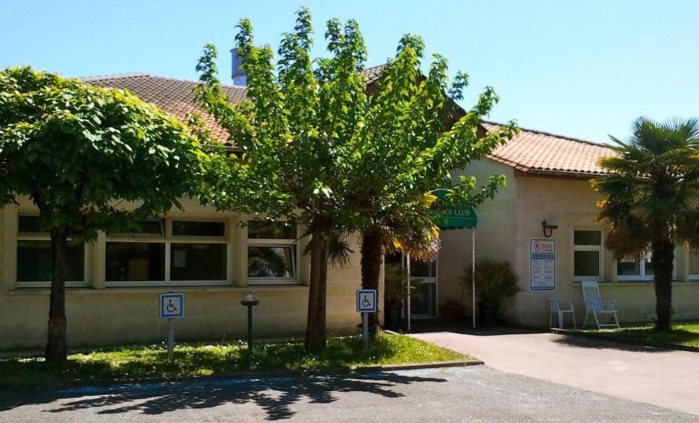 Maison De Retraite La Boetie Le Taillan-médoc Photos