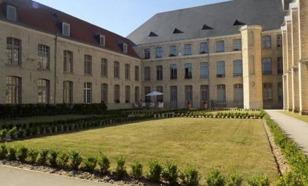 👍 EHPAD Emera Maisonnée la Lorraine | Calais | Mazette