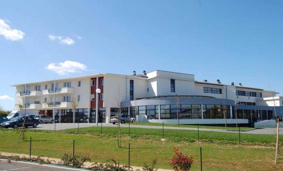 👍 EHPAD Les Jardins de Charlotte  NeuvilledePoitou  Mazette