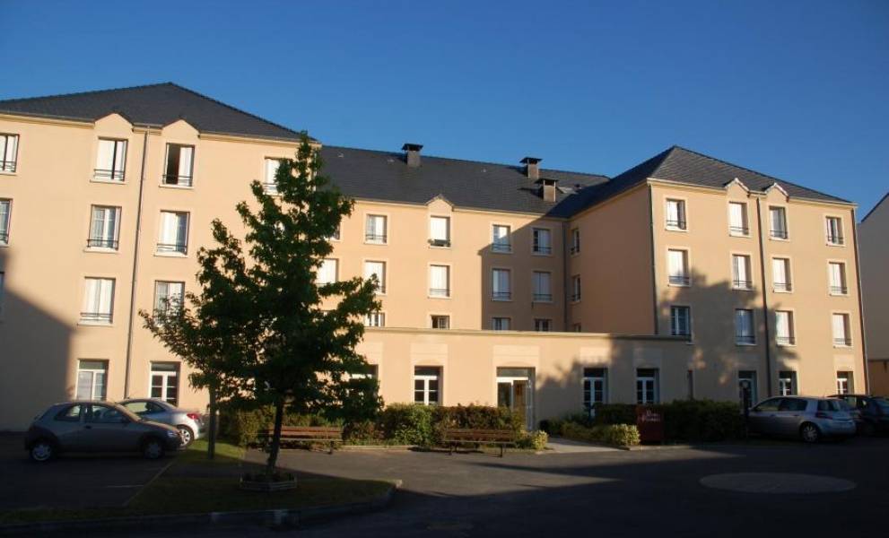 ehpad les jardins du loing saint pierre les nemours mazette