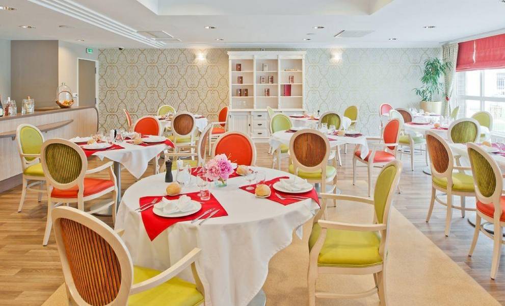 👍 EHPAD Korian Villa du Chêne d'Or BonchamplèsLaval Mazette