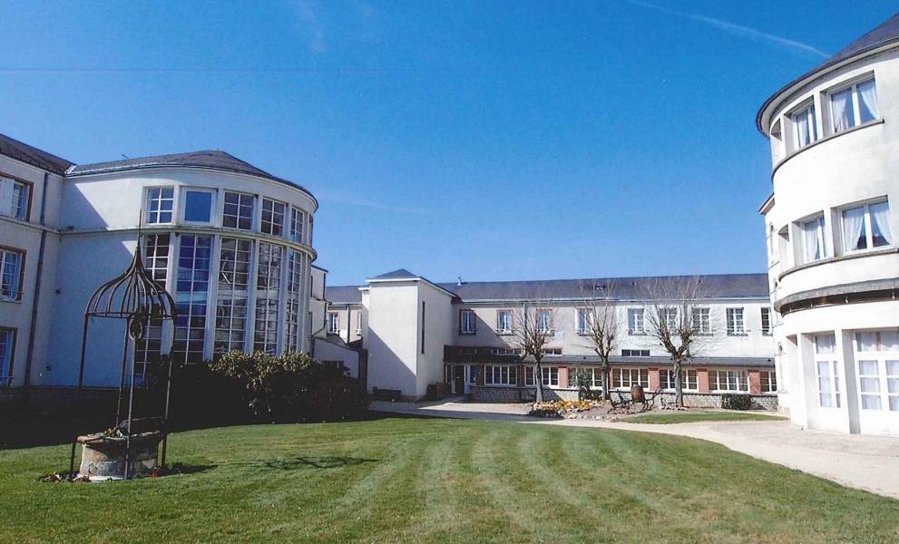 ehpad pierre lebrun neuville aux bois mazette