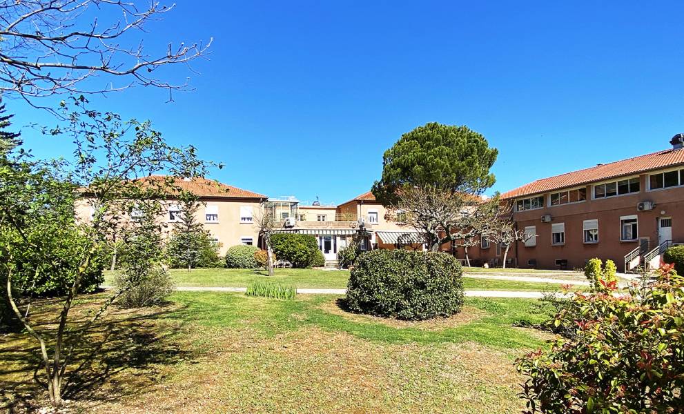 photo de EHPAD Saint Joseph Seniors La Maison de la Pinède Aix-en-Provence