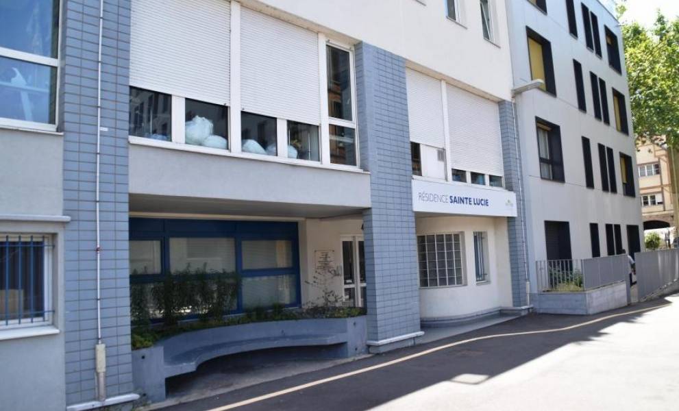 👍 EHPAD Sainte-Lucie | Issy-les-Moulineaux | Mazette