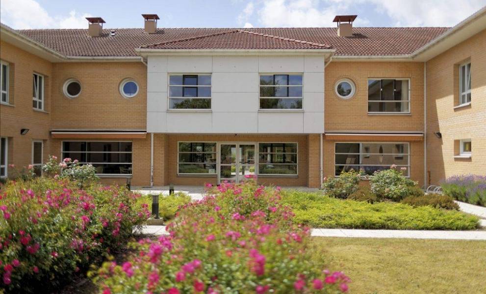 👍 EHPAD Temps De Vie Le Clos Fleuri  SaintAndrélezLille  Mazette
