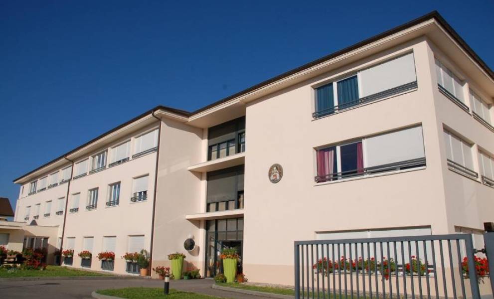 👍 EHPAD Val Fleuri  ThononlesBains  Mazette