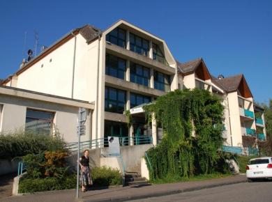 Le Kachelofe Le Kachelofe