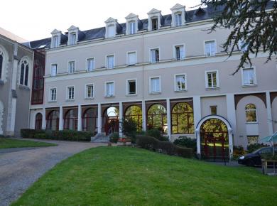 Saint-Charles Saint-Charles