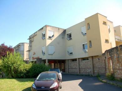 Les Maisonnées Les Maisonnées